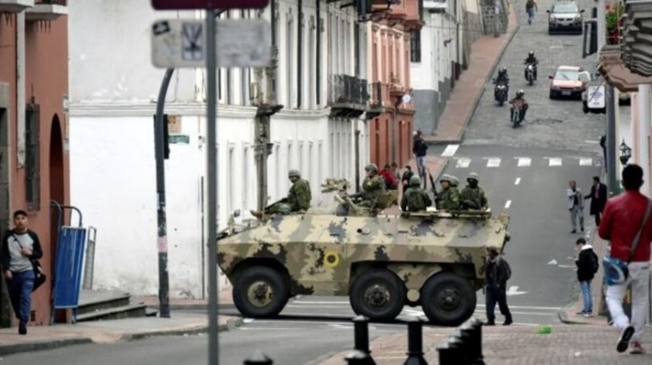 Ekuadori vendos 10 000 trupa ushtarake kundër karteleve të drogës