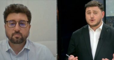 Eksperti i Sigurisë: Ekonomia ruse e lodhur, shpenzimet për luftën në Ukrainë e kanë “groposur”