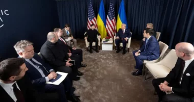 Rusia, Ukraina dhe SHBA, bisedime trepalëshe në Abu Dhabi