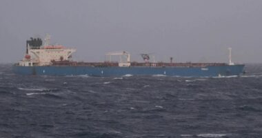 Franca ndalon cisternën ruse të sanksionuar pas informacionit të inteligjencës britanike