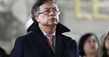 Presidenti kolumbian i përgjigjet akuzave të Trump: Mos shpifni për mua