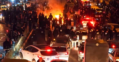 “Gjak kudo”, iraniani që iku nga vendi tregon për shtypjen brutale të protestuesve