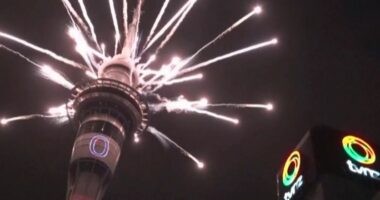 Bota pret 2026/ Nga Dubai në Las Vegas, spektakël fishekzjarresh për ndërrimin e viteve