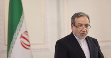 Ministri i Jashtëm iranian: Forcat e Armatosura të përgatitura për çdo sulm nga SHBA