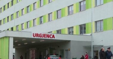 Pësoi hemoragji cerebrale/ Drejtori i komanduar i burgjeve në Durrës përfundon në spital