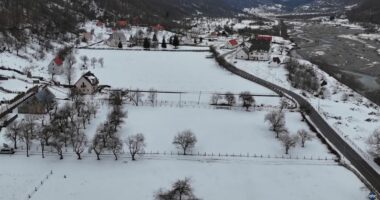 Kelmendi, turizëm në rritje/ Banorët shpresojnë që zhvillimi të rikthejë të rinjtë në Vermosh