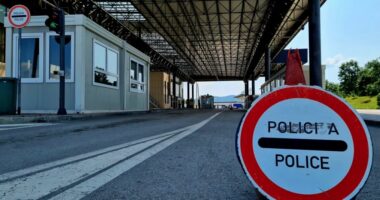 Fillon zbatimi i Ligjit për komunikacionin dhe i Ligjit për të huajt në Kosovë