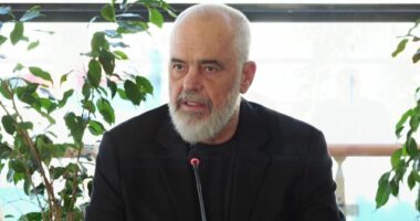 “Do rrisim kapacitetet për arsimin profesional”, Rama: Konviktet të jenë hotele dinjitoze për nxënësit