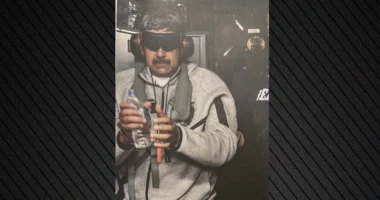 Trump publikon foton e Nicolas Maduro pas arrestimit