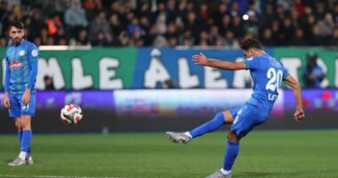 Shënojnë Laçi dhe Seferi/ Futbollistët kuqezinj shkëlqejnë në futbollin e Turqisë