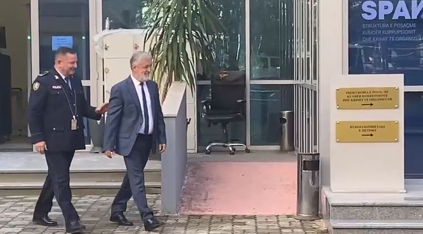 SPAK nuk gjeti prova  Pushohet çështja ndaj ish drejtorit të Policisë së Shtetit