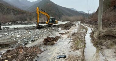 “Forcat e Xhenios në terren pas reshjeve”, Rama: Po ndërhyjmë në zonat problematike