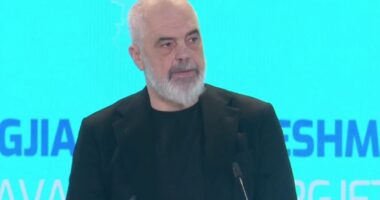 “Drej fundit koha kur blejmë energji”, Rama: Kjo falë investimeve, por dhe një programi në drejtimin e duhur nga MIE