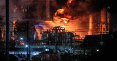 Shpërthim i fuqishëm në një rafineri në Turqi