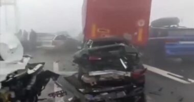 Përplasen nëntë automjete në Serbi, katër të lënduar