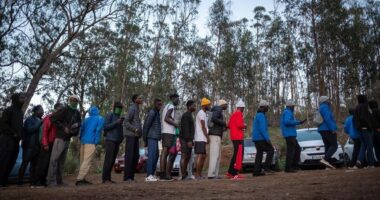 Spanja pritet t’i integrojë mbi 500 mijë emigrantë pa dokumente