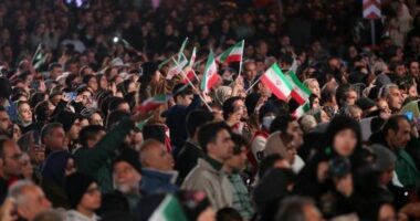 Iran, shkon në 65 numri i të vdekurve nga protestat