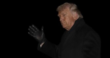 Trump kërcënon Kanadanë me tarifa 100 për qind nëse bën marrëveshje tregtare me Kinën