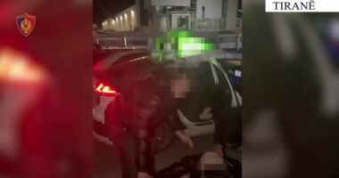 Trafikonin emigrantët drejt vendeve të BE/ Tiranë, arrestohen dy persona