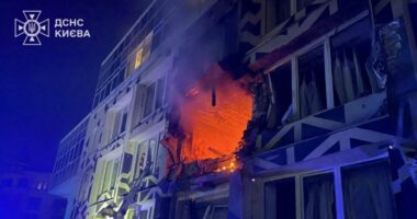 Ukraina përgatitet për bisedime në Evropë, mes sulmeve vdekjeprurëse ruse