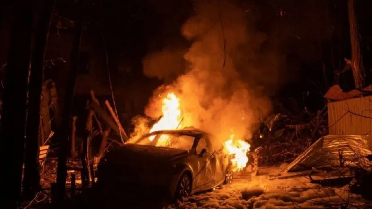 Viti i ri në luftë  Rusia nuk njeh festë  sulmon Ukrainën në natën e ndërrimit të viteve