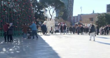 “Zgjohet” Tirana/ Pas festimeve, ditë e qetë në kryeqytet