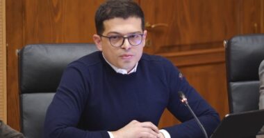 Situata me përmbytjet/ Vengu: 502 forca të FA gjenden ende në terren. Përparësi, jeta e njerëzve