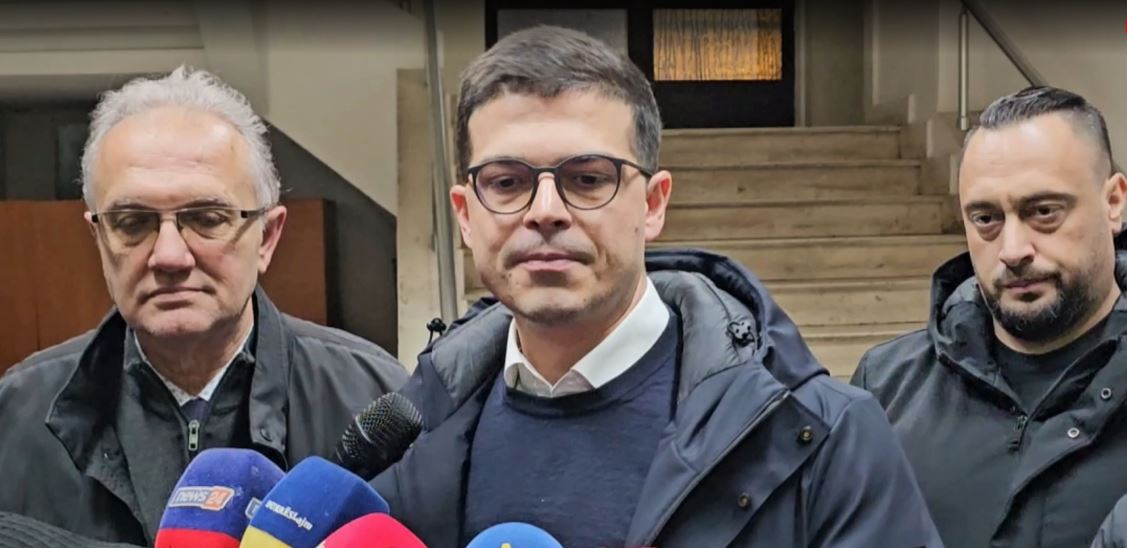 Uji hyn në 800 banesa  Ministri Vengu  Janë evakuuar mbi 100 banorë  strehime në Konvaleshencë