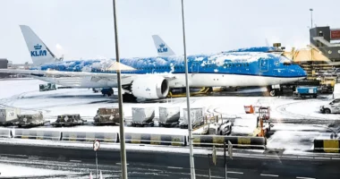 Moti i keq, qindra anulime dhe vonesa fluturimesh në aeroportin e Amsterdamit