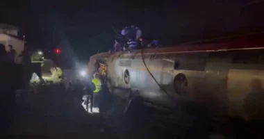 VIDEO/ Treni në Spanjë del nga shinat, raportohet për viktima dhe të plagosur