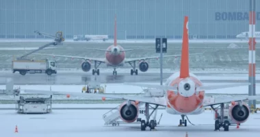 Moti i keq, ndalohen fluturimet në aeroportin e Berlinit