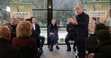 Dëgjesa me fermerët/ Balluku dhe Salla në Fier: Lidhja me fermerët e qarkut është më shumë se bashkëpunim