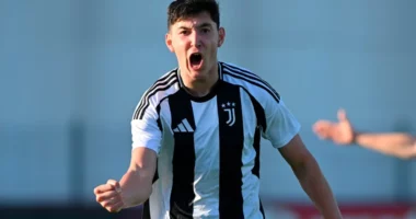 Durmishi, yll i ardhshëm kuqezi/ Sulmuesi adoleshent po kalon një sezon të shkëlqyer në Itali