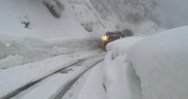 Aksi Qafë Thore-Theth vijon të jetë i bllokuar nga bora, autoritetet në gatishmëri për menaxhimin e situatës