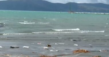 Pritet përkeqësimi i motit në Vlorë, ndalohen mjetet e vogla lundruese