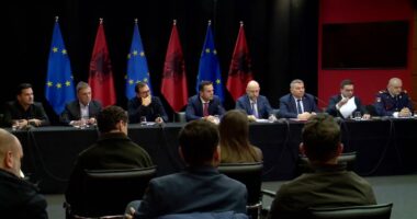 “Në zonën e bllokuar kemi erozion të vazhdueshëm”, kreu i ARRSH: Kemi mobilizim total për zgjidhje sa më të shpejtë