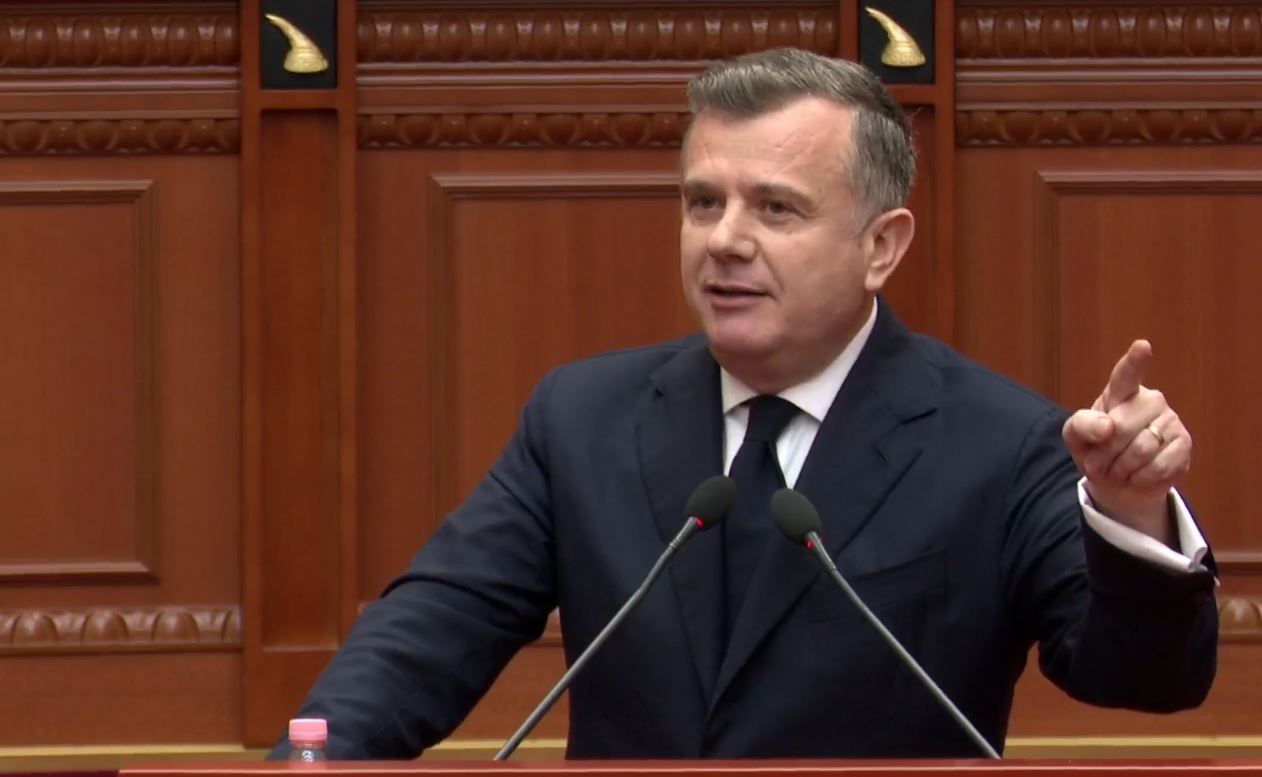 Balla Berishës  Je i akuzuar për korrupsion  Nuk mund të vish këtu dhe të bësh të ndershmin dhe të flasësh në emër të drejtësisë