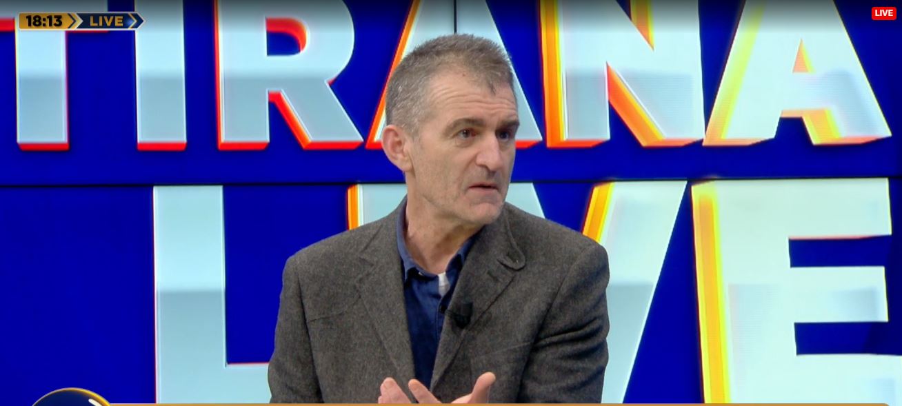  Berisha s bashkëjeton dot me rregulla demokratike   Elezi  Përdorimi i të miturve në protestë   turp  për organizatorët