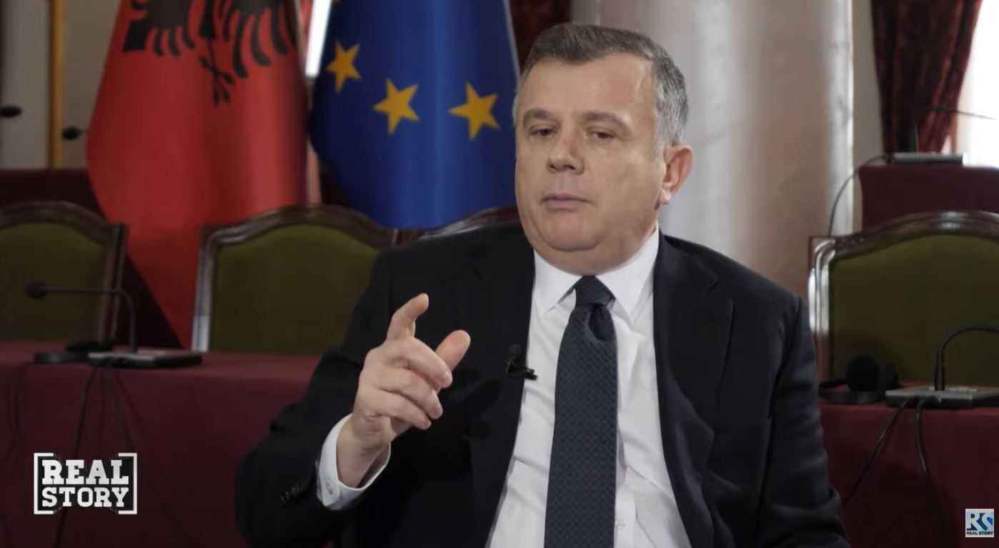 “S’jemi republikë, nëse gjyqësori pezullon ekzekutivin”, Balla zbulon në Real Story ndryshimet ligjore të nenit 242 të Kodit Penal