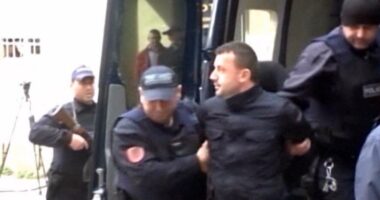 Nga atentatet te armiqësitë me Avdylajt e Ervis Martinaj/ Kush është Durim Bami, ‘koka e krimit’ që ekstradohet nga Dubai