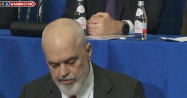 “Bordi të merret me Kosovën”, Rama mbron UÇK: Gjyq i turpshëm ndaj çlirimtarëve