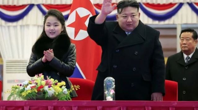 Diktatorja e ardhshme koreane  Kim Jong Un ka zgjedhur si pasardhëse vajzën 13 vjeçare