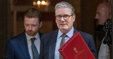 Dorëhiqet “krahu i djathtë” i Starmer/ Shefi i kabinetit kishte këshilluar kryeministrin britanik për emërimin e Mandelson