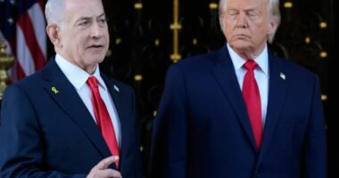 Trump pret Netanyahun në Shtëpinë e Bardhë mes tensioneve në rritje me Iranin