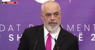 “Busulla jonë në këtë udhëkryq, anëtarësimi në BE”/ Rama: Do e kalojmë këtë test, pavarësisht shkopinjve nën rrota