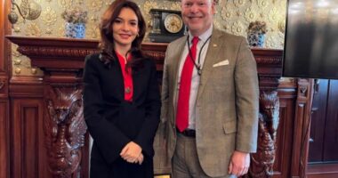 Spiropali pritet në Shtëpinë e Bardhë nga Asistenti Special i Presidentit Trump