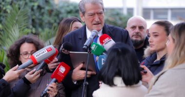 Pagat, Berisha “pro” qeverisë: E drejta e pagave i mbetet ekzekutivit. Prishën piramidën për rrogën e Dumanit