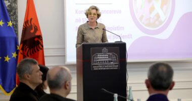 Kanceri, shkaku i dytë i vdekjeve/ ISHP: 7 mijë raste të reja në vit, më të shpeshta në gji dhe mushkëri