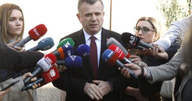 Përfundon mbledhja e Këshillit të Mandateve/ Taulant Balla: Nuk ka një vendim, në Kuvend me dy raporte