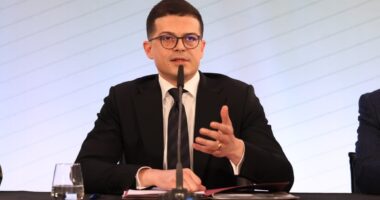 Samiti i NATO në Tiranë/ Vengu: Task-Forcë e përhershme për komponentë civilë dhe ushtarakë